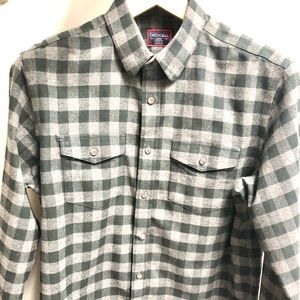 UNTUCKit Green & Grey Flannel Button Down Shirt